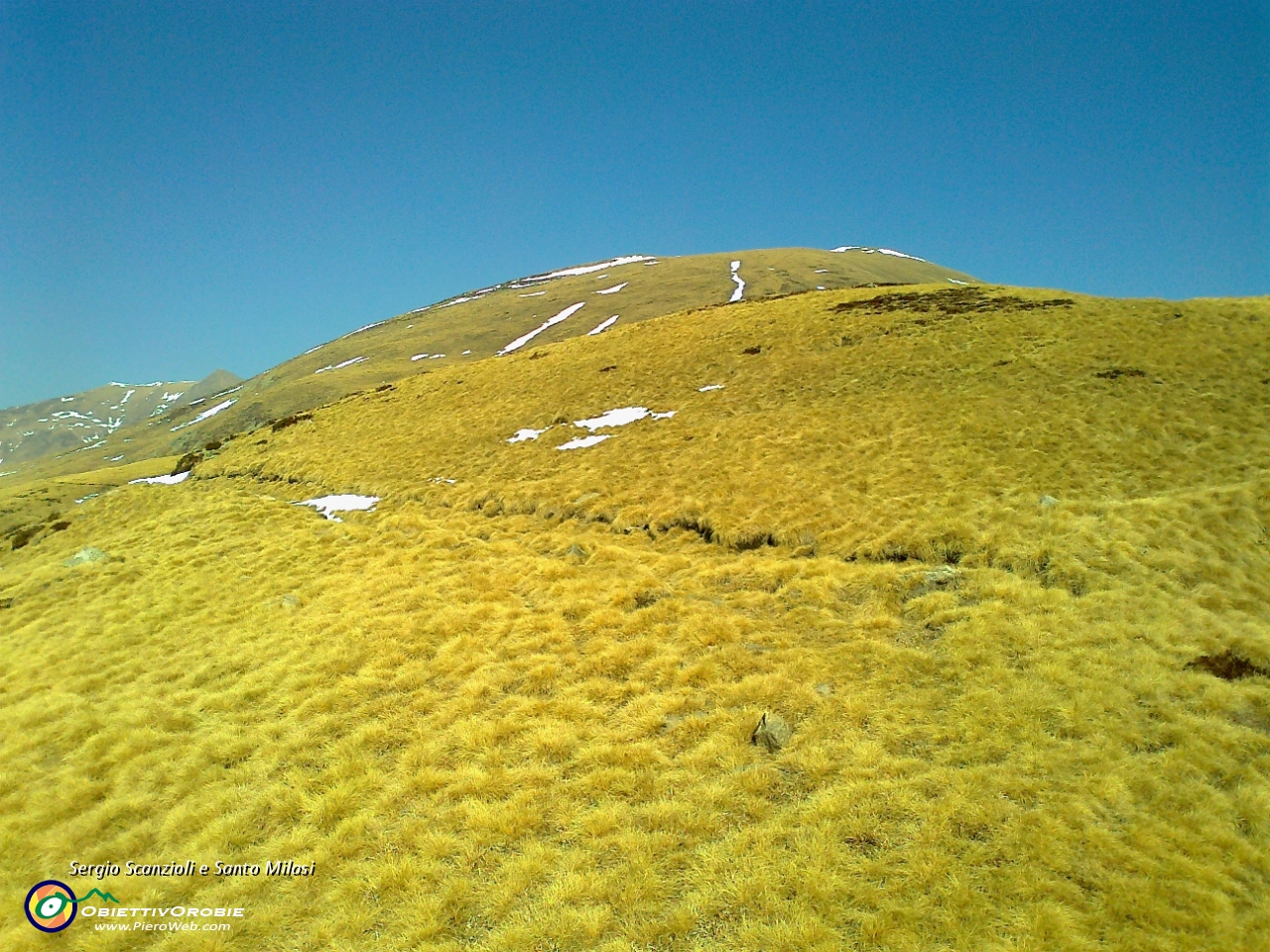 17 Di qua si va verso la cima del Bregagno.jpg